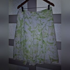 Jones New York A-Line Green and White Resort Midi Skirt